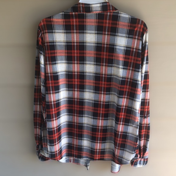 ✨SOLD✨ Passport BUTTON DOWN- Red, Navy and White - Picture 2 of 3